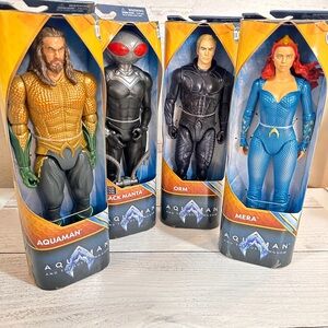 Aquaman Action Figure Set - Gold, Black, Blue
